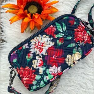 NWOT LUG  Quilted Crossbody/belt bag